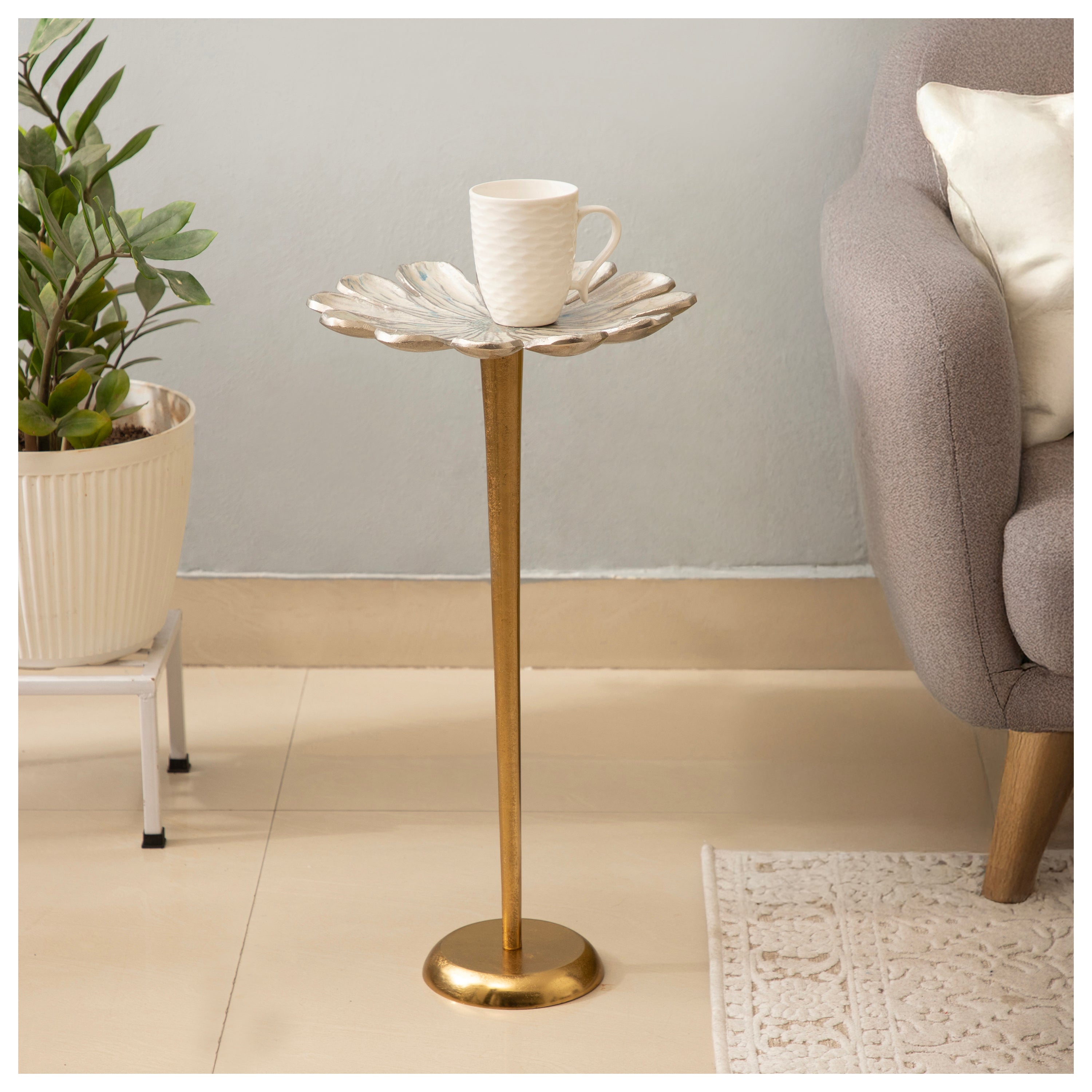 Petal Tray Side Table