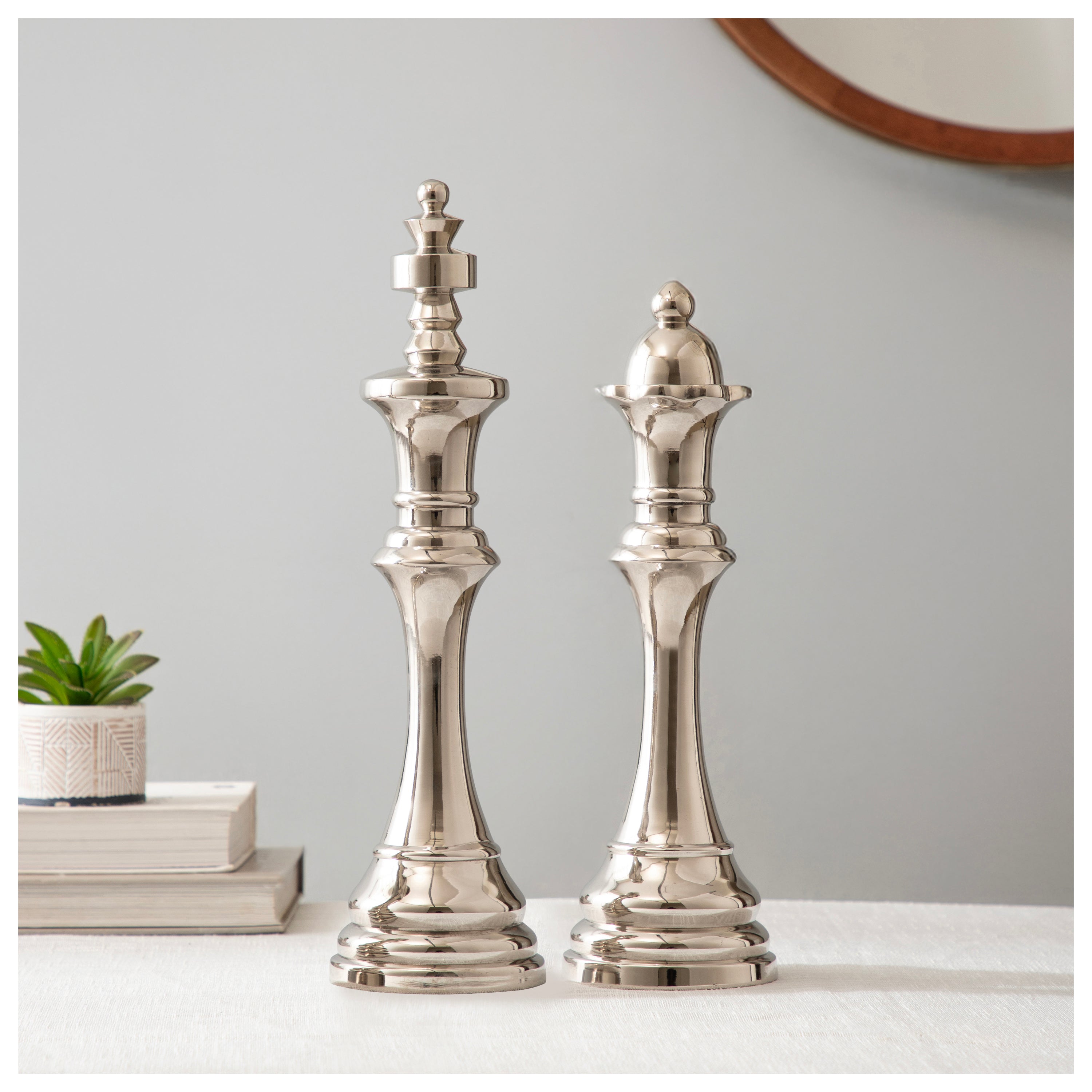 Silver Chess King & Queen Décor Set Large