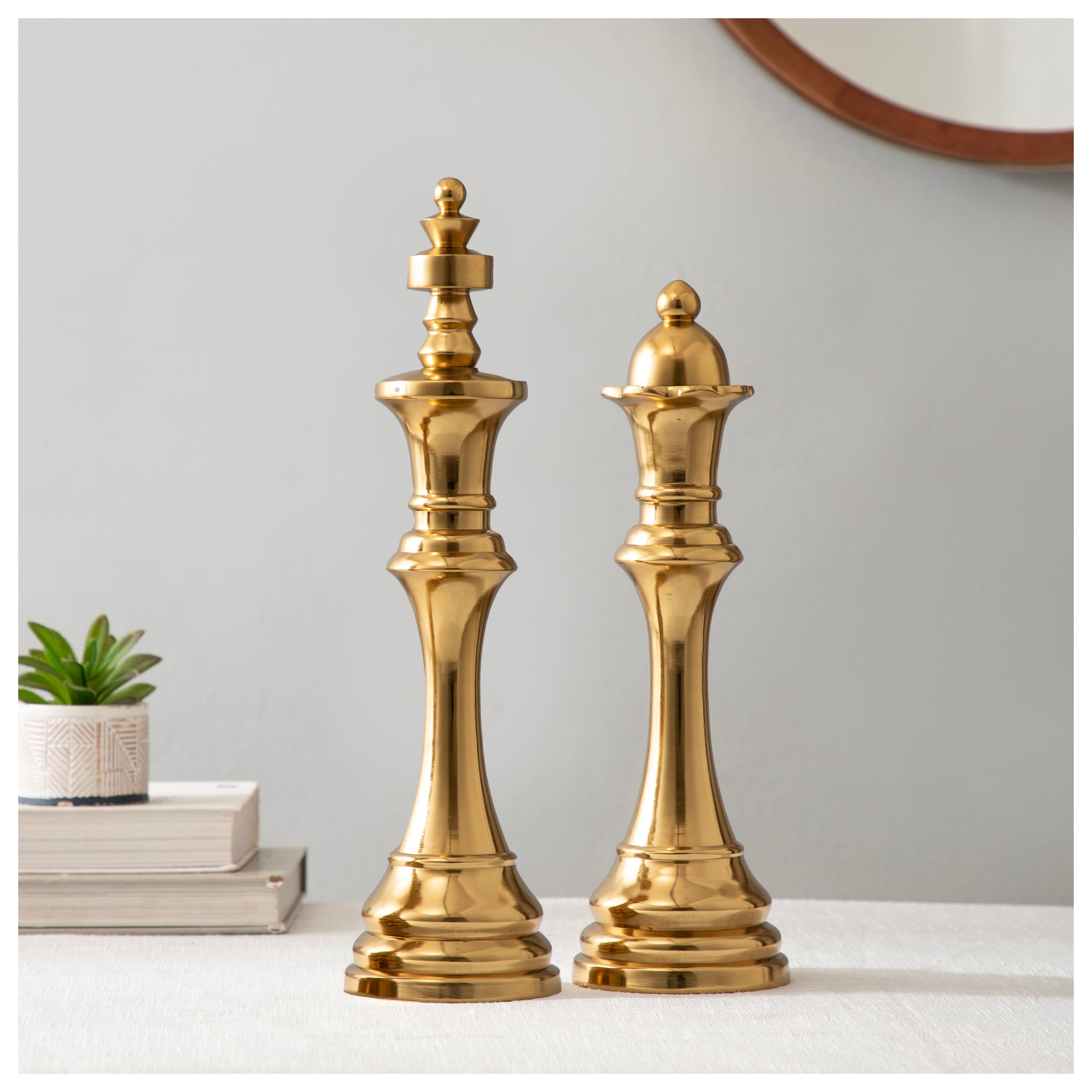 Royal Gold Chess Piece Décor Set Large